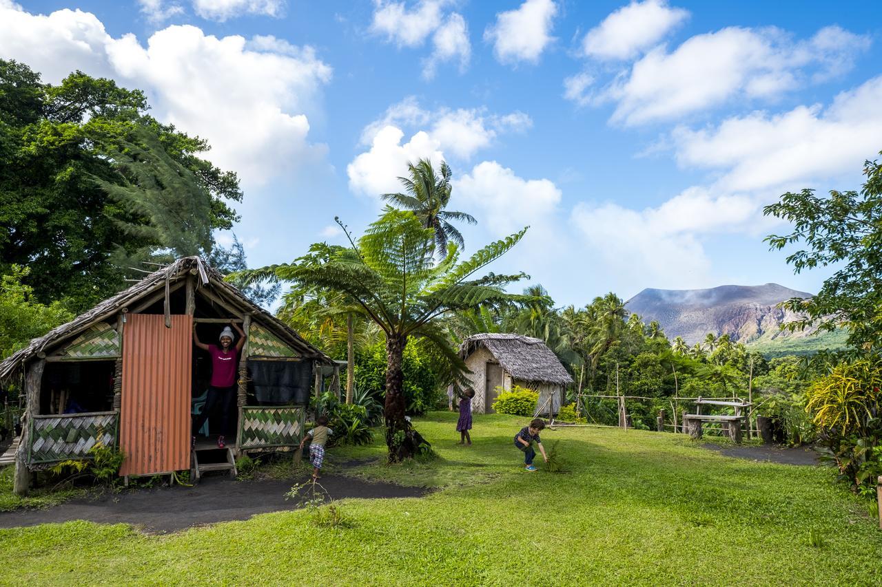 Yasur View Bungalows Loanengo Exterior photo